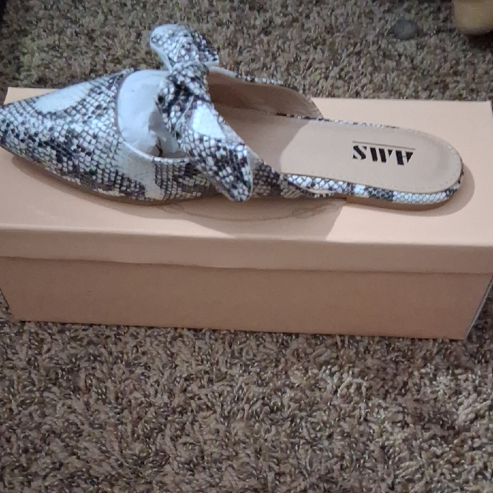 AMIS Women's Snakeskin Slip-On Mules - Black and White